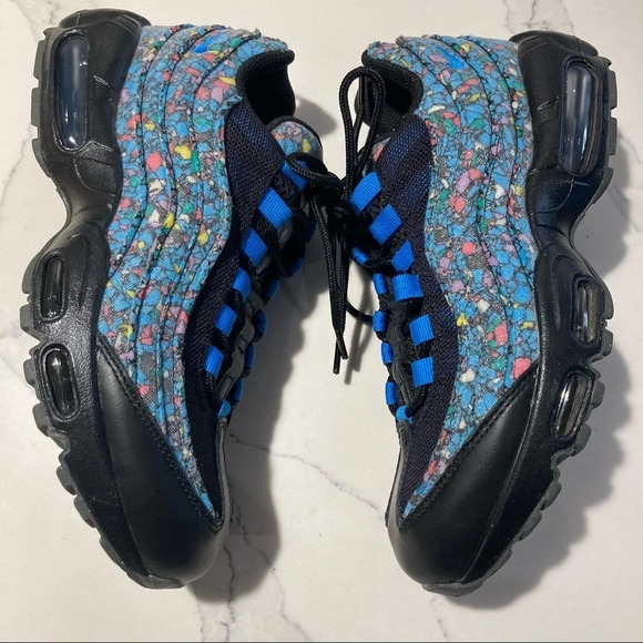 NIKE  Sz 8.5 Air Max 95 Sneakers NWOT - Picture 4 of 13